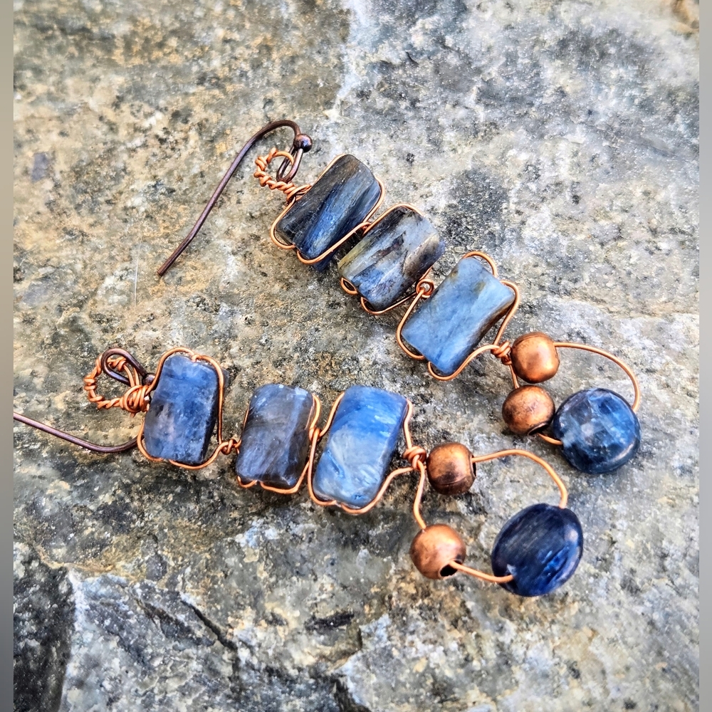 Natural Blue Kyanite Handwoven Ladder In Massai Style Earrings In Antique Copper - Picture 4 of 9